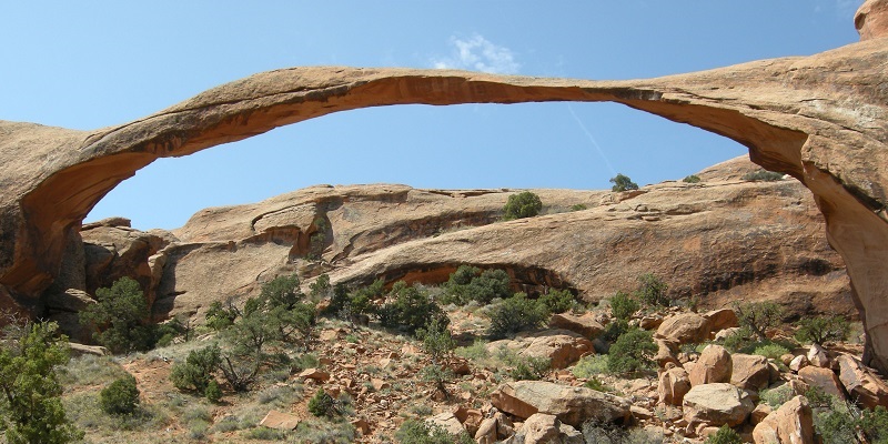 Landscape Arch, Arches National Park, Utah.